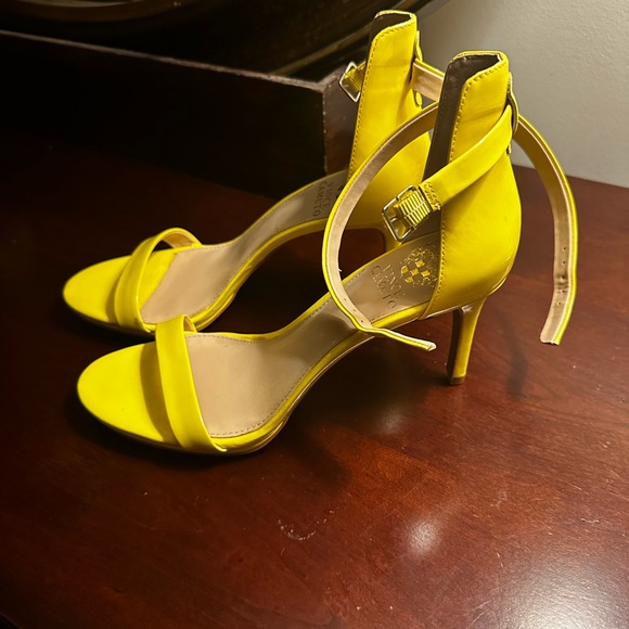 Shoes - Picture 1 of 4